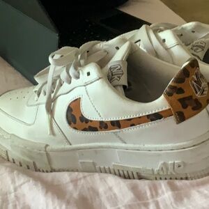 Nike air forces with cheetah print size 8